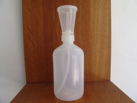 16 oz. Measure Matic MEK Dispenser with 35cc graduation cup and lid.